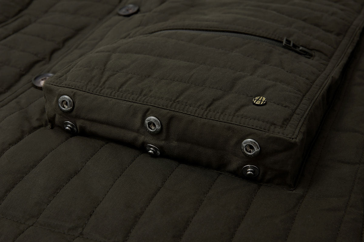 An expandable gusset doubles the amount the drop-pocket can store.