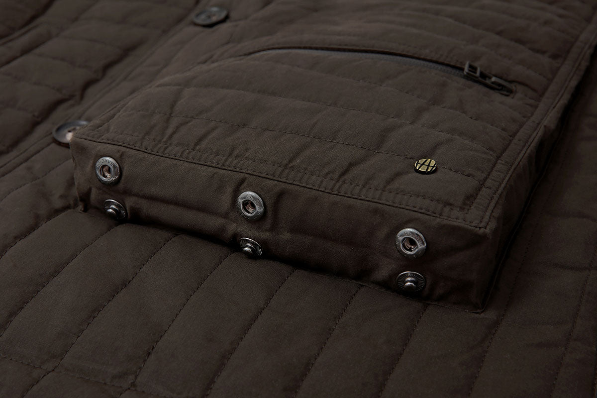 An expandable gusset doubles the amount the drop-pocket can store.