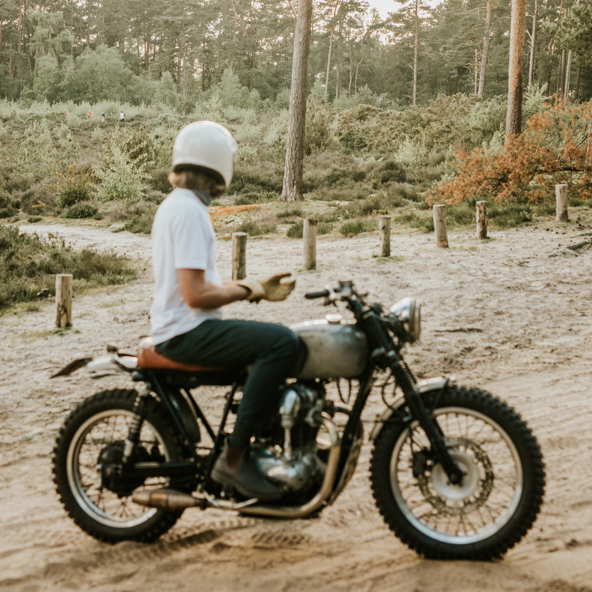 Lifestyle Image Of The Otto Shortsleeve