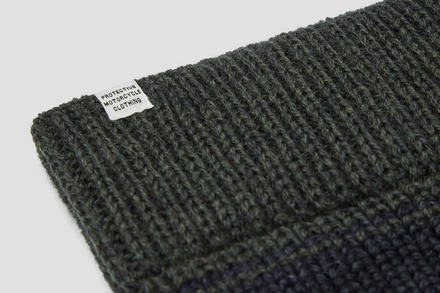 A ‘locator’ stitch around the base ensures the turn-over folds in the right place.