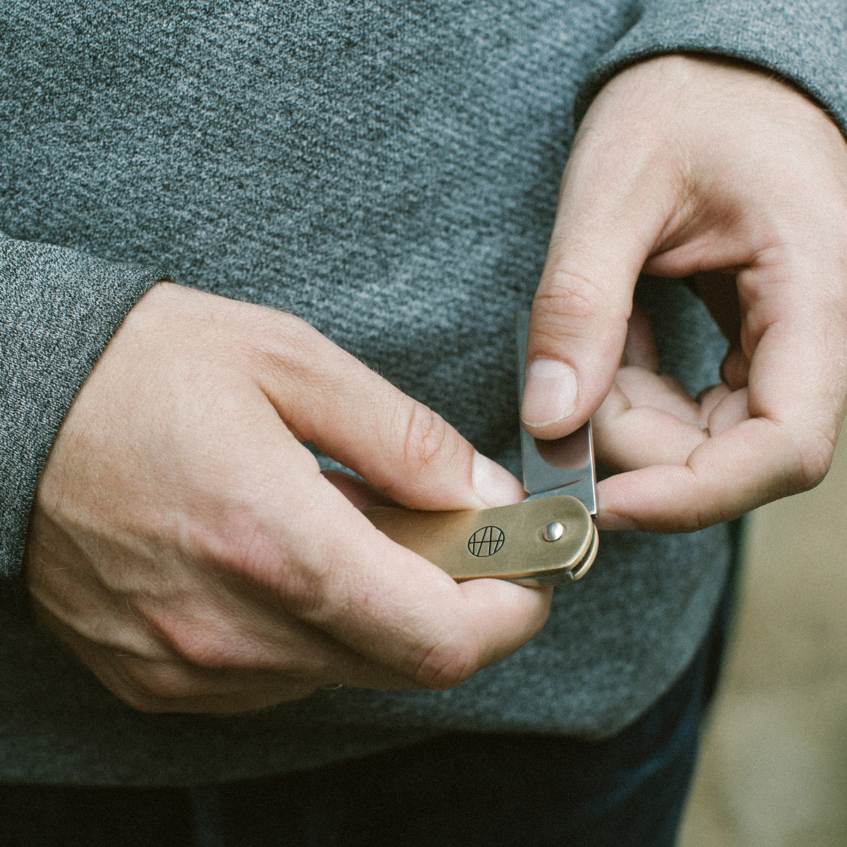 Lifestyle Image Of The Blakeney Knife
