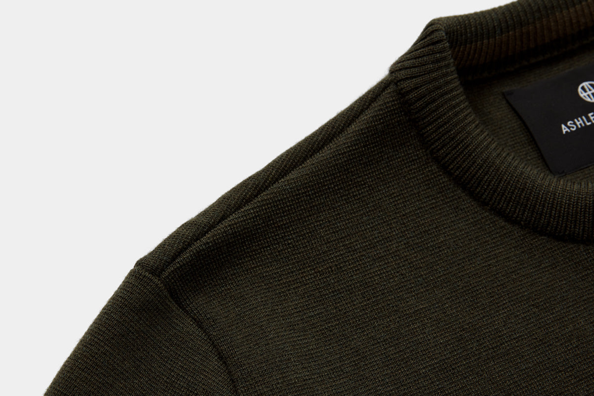 Warm without the bulk. The Cardington Knit is designed to pack easily.