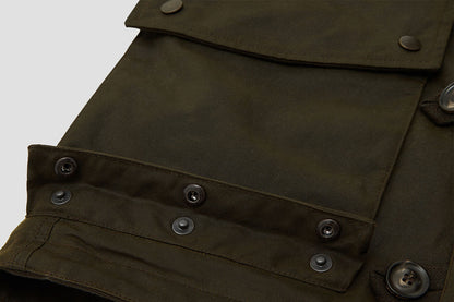 Expandable bellows pockets - ideal when space is limited.