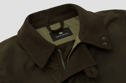 Collar faced with heavyweight 15oz canvas - hard wearing + comfortable.