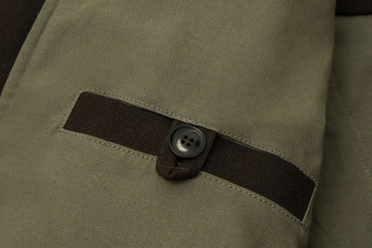 Internal chest pockets keep documents dry + secure.