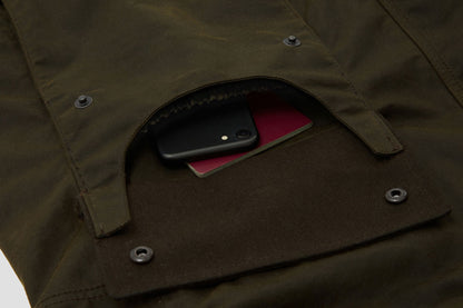 Elasticated document pocket keeps valuables to hand.