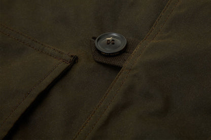 Large horn buttons - open jacket while wearing gloves.