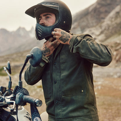 Lifestyle Image Of The Otto Shortsleeve