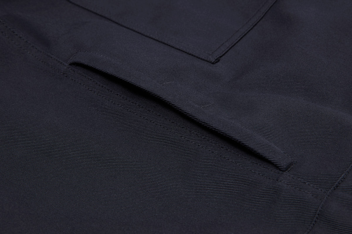 Deep hand-warmer pockets come into their own when the engine stops.