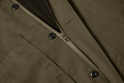 The outer shell, is secured with a concealed Aquaguard zip.