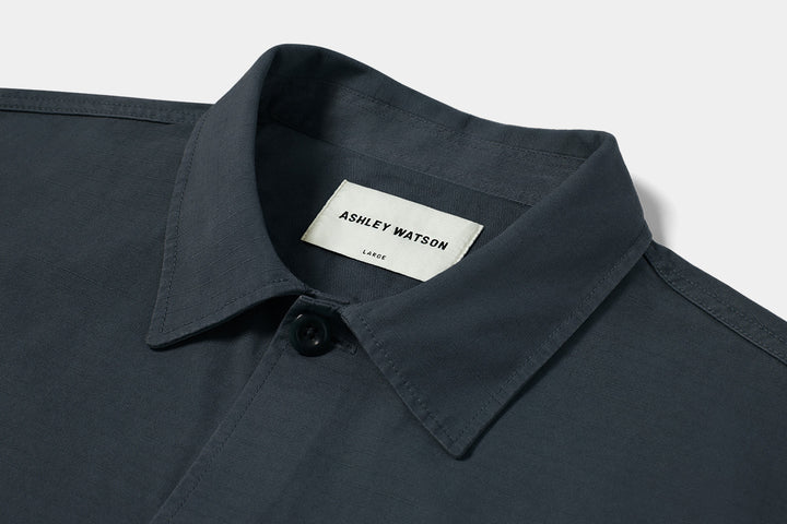 Densely woven 300 g/m ripstop fabric cuts out wind. It’s hardwearing but not stiff, a great year-round weight.