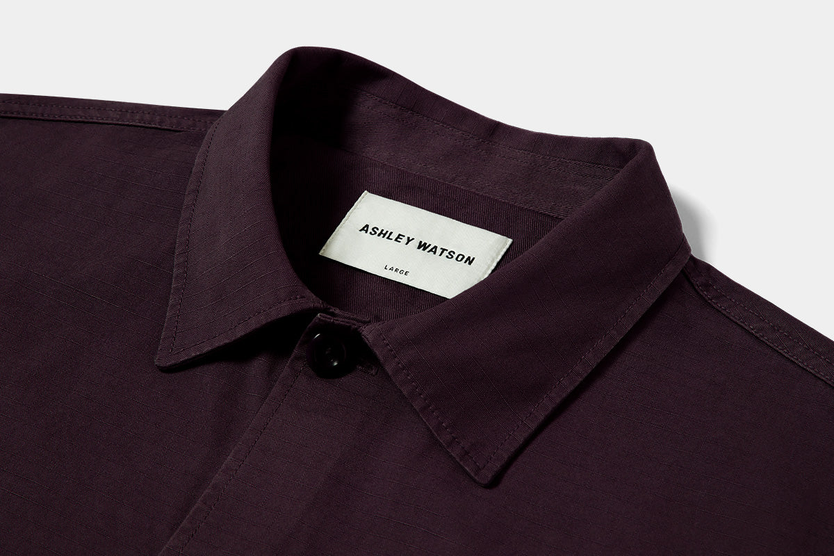 Densely woven 300 g/m ripstop fabric cuts out wind. It’s hardwearing but not stiff, a great year-round weight.